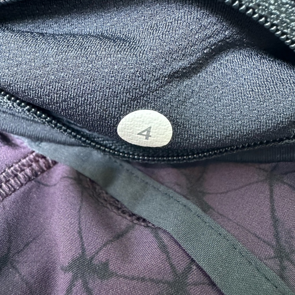 Lululemon Star Crushed Black and Purple Speed Running Shorts, Size 4 - Picture 6 of 6